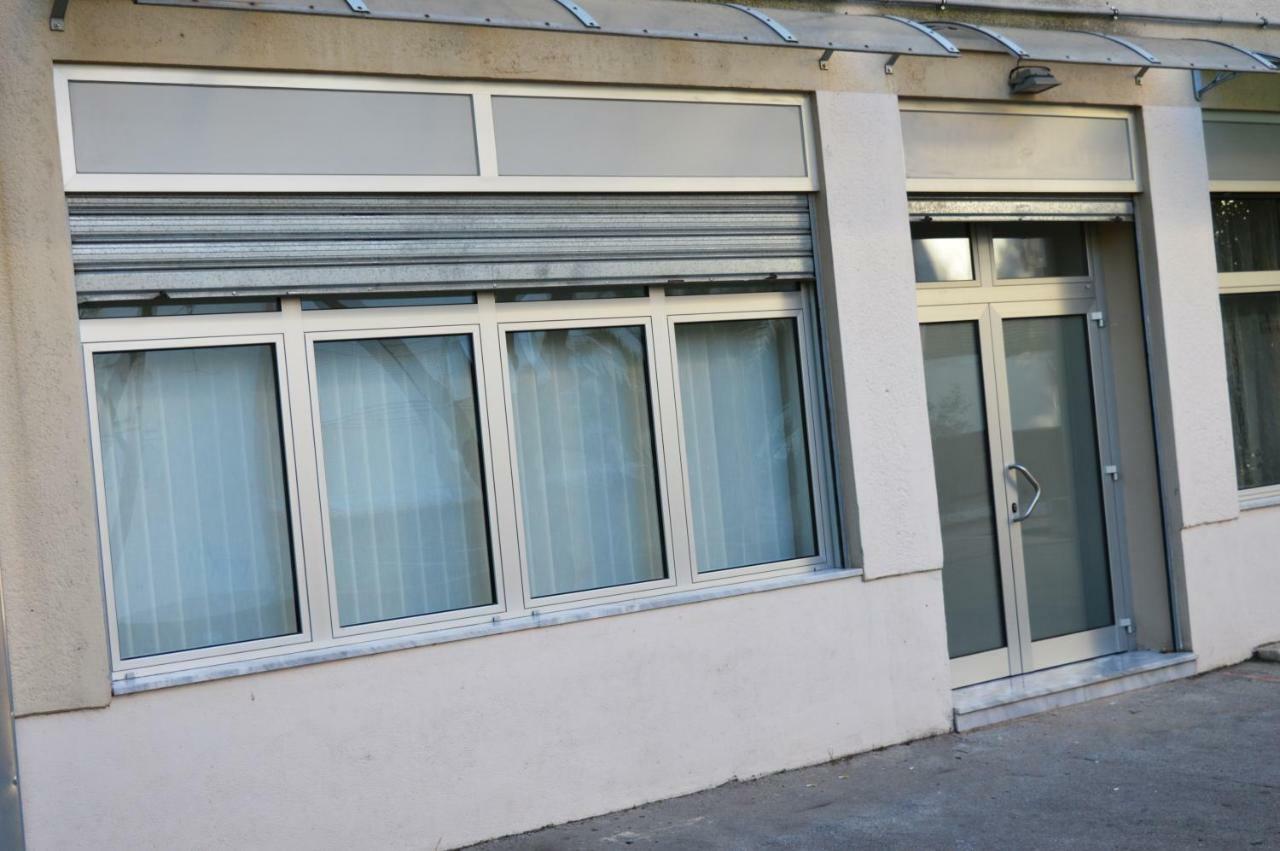 Studio Two Roses Appartement *